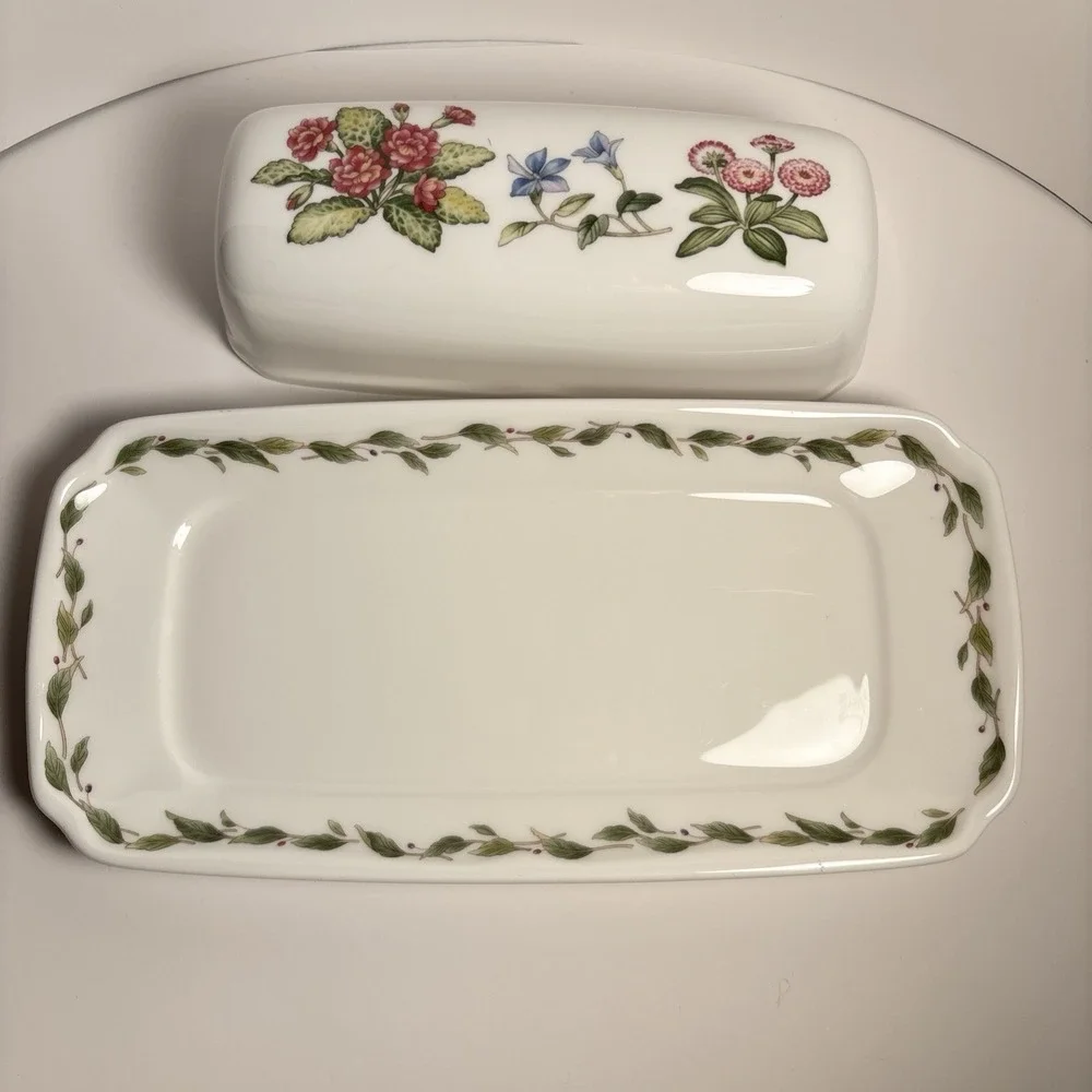 Noritake Gourmet Garden Butter Dish With Lid #7940 Casual - Picture 3 of 4